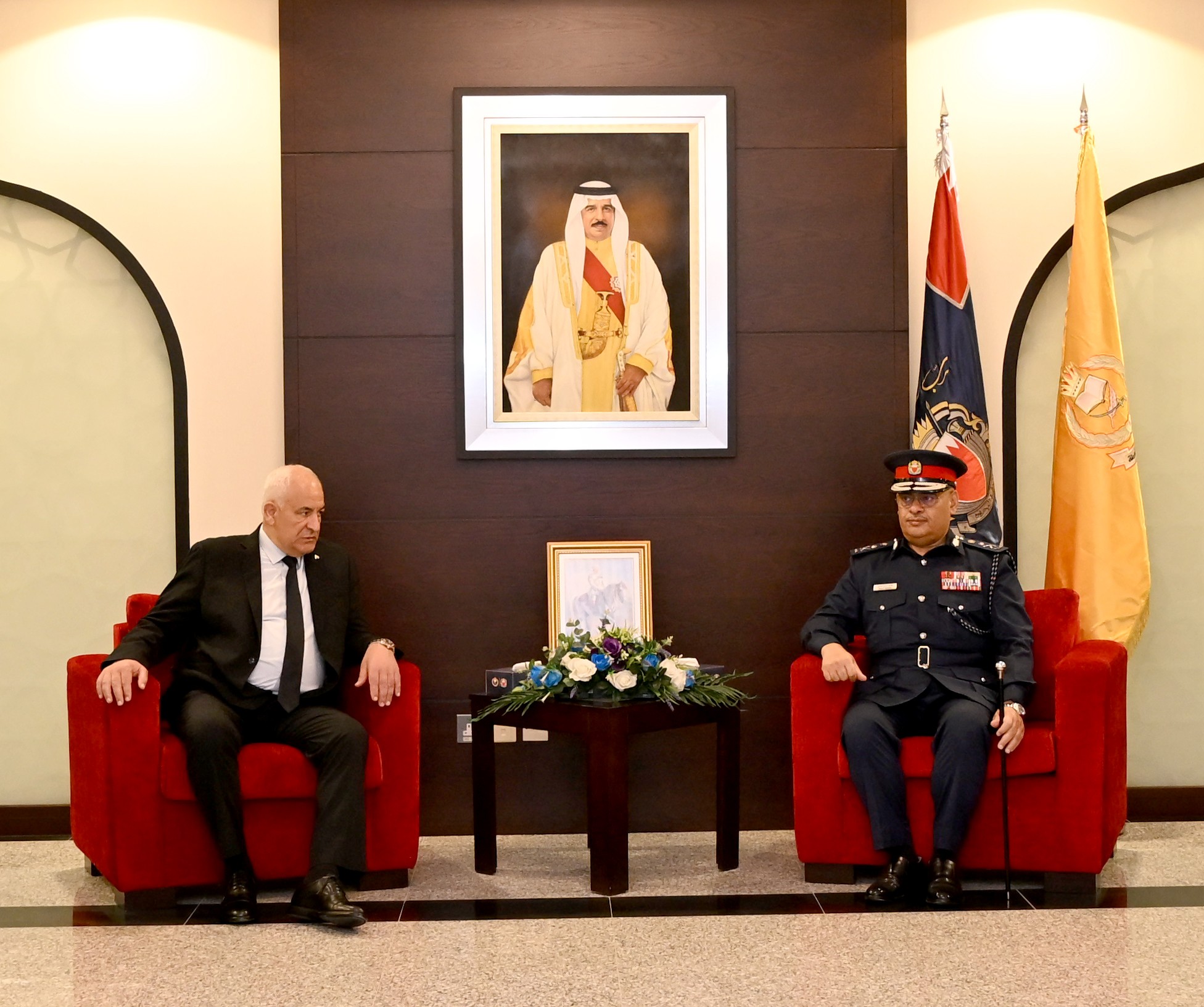 وزير الداخلية الفلسطيني يزور الأكاديمية الملكية للشرطة والمباحث والأدلة الجنائية، ومكافحة الفساد<